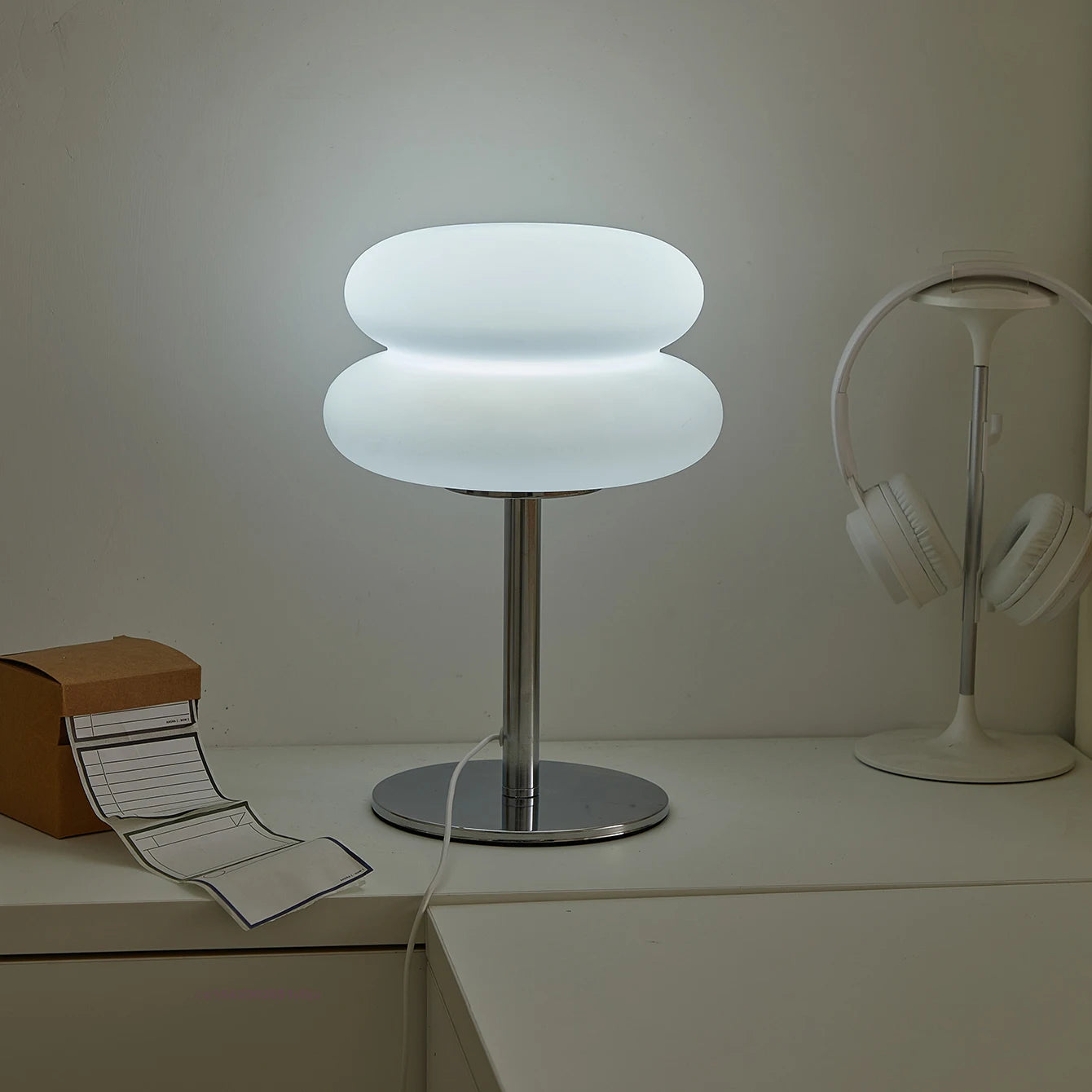 Bauhaus Retro Table Lamp Plastic Lamps Bedroom Bedside Living Room Nordic Mushroom Lamp 9-Level Brightness Dimming Ambient Light